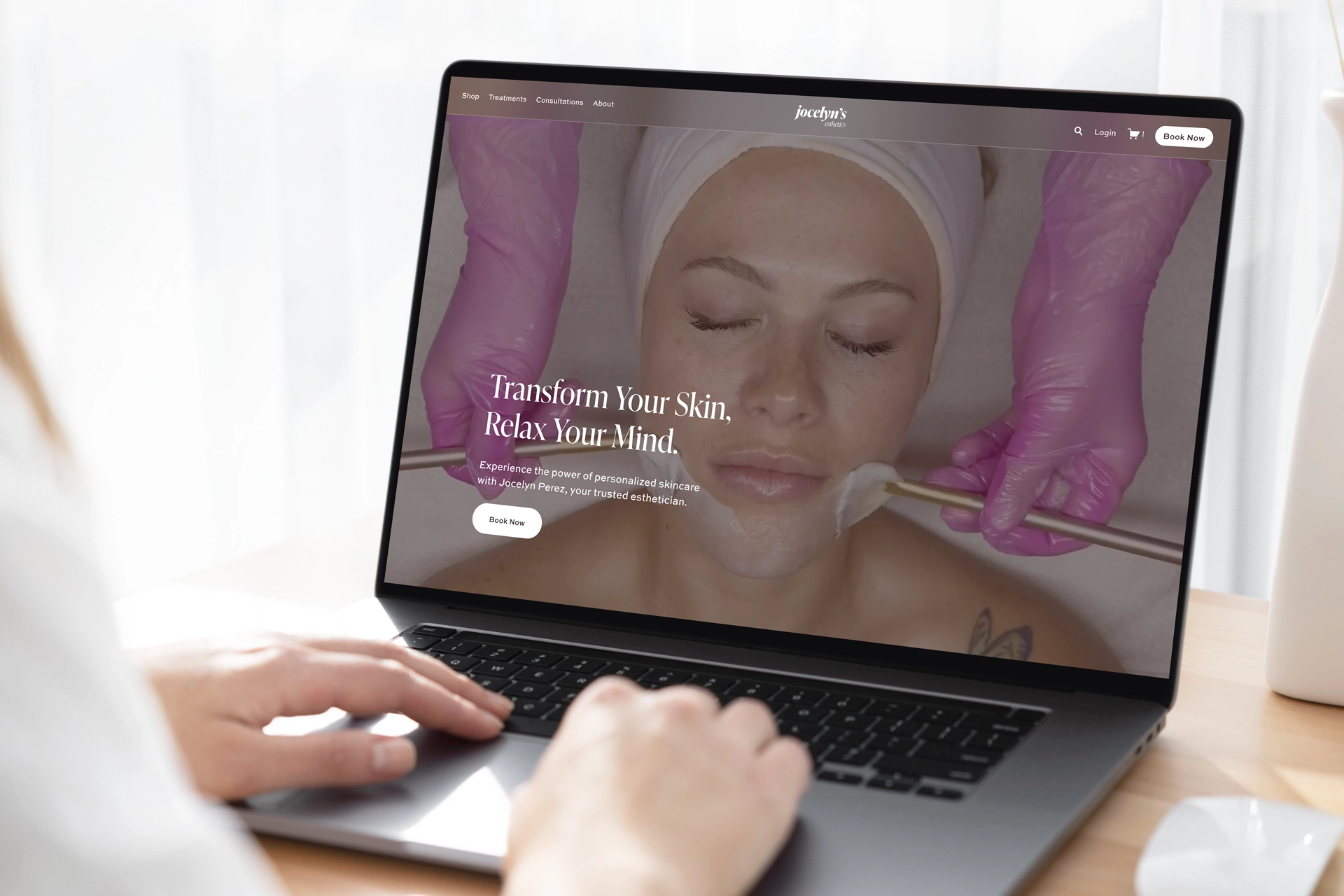 Booking interface for Jocelyn's Esthetics